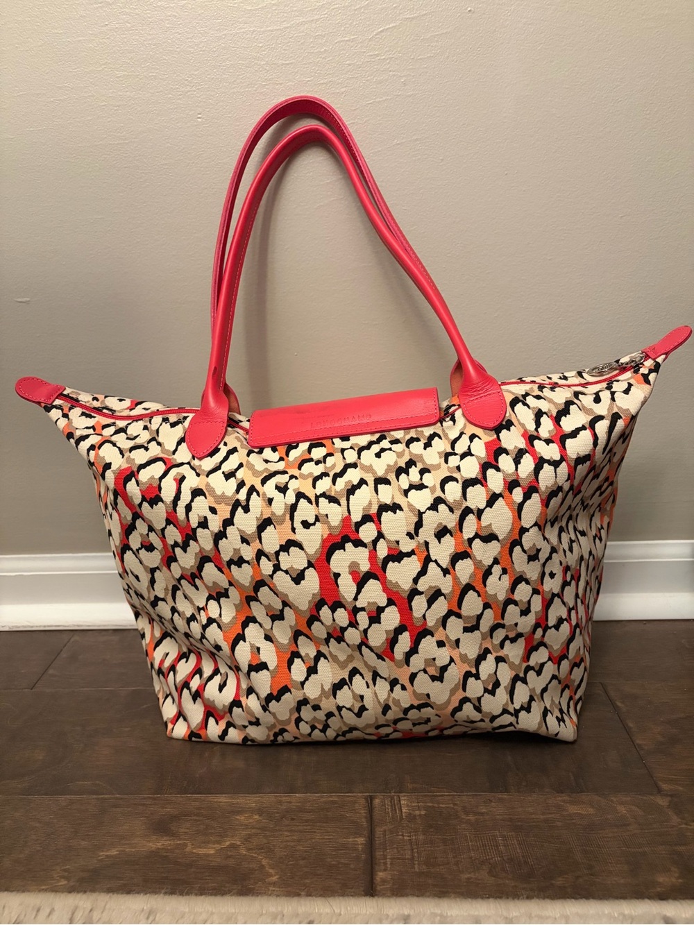 Longchamp rare Leopard-Pattern Tote - Picture 2 of 7
